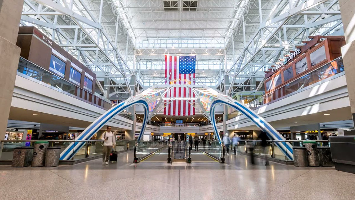 Aeropuerto de Denver abre contratos para negocios locales