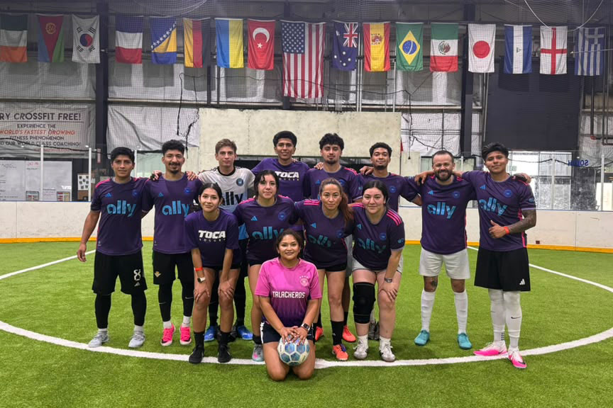 Apoyando el deporte y la unión de la comunidad salvadoreña