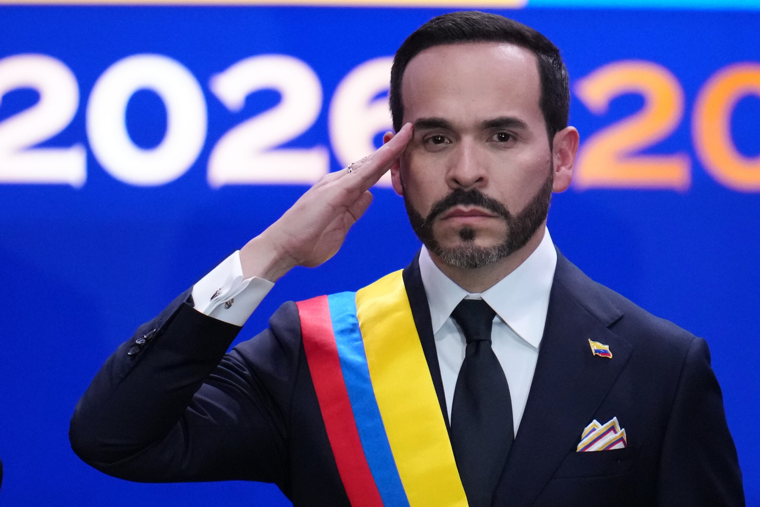 Presidente colombiano ordena redadas migratorias