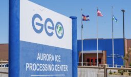Colorado ordena revelar alcance de tuberculosis en centro GEO en Aurora