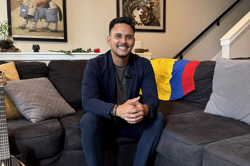 Nico Martínez le canta a Colorado