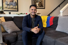 Nico Martínez le canta a Colorado