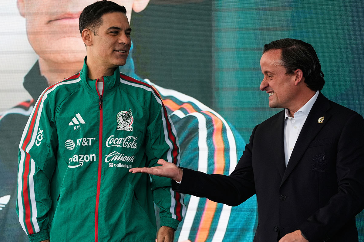 Rafa Márquez presentado como entrenador del TRI