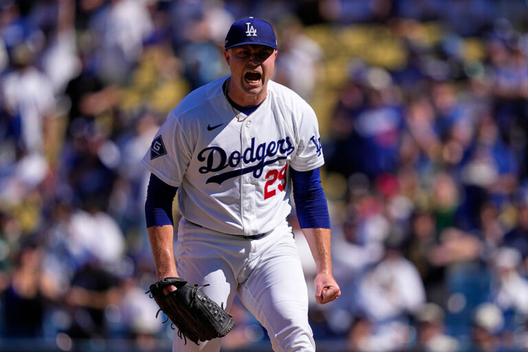 Dodgers iguala récord histórico con 14 postemporadas consecutivas