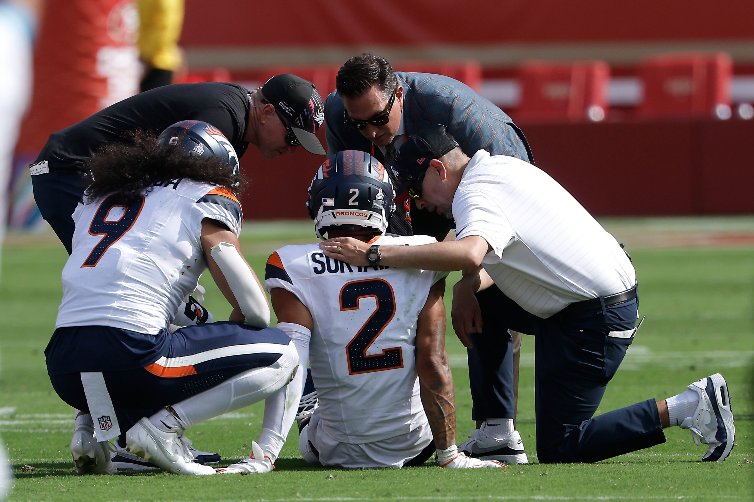 Lesiones de Surtain II y Bryant son menos graves de lo que temían