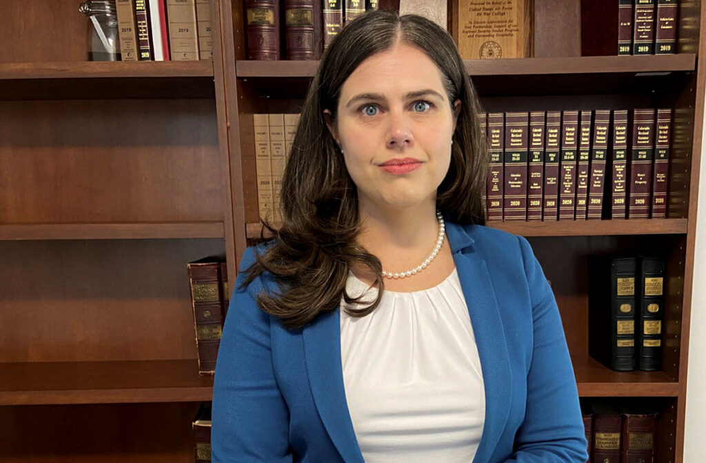 Jenna Griswold “Haré frente al gobierno federal para proteger Colorado”
